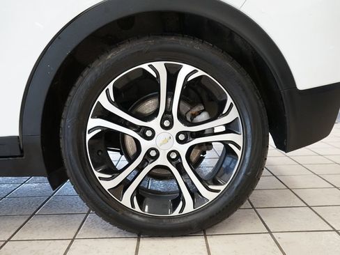 Used 2018 Chevrolet Bolt Premier w/ Driver Confidence II Package FWD image 51