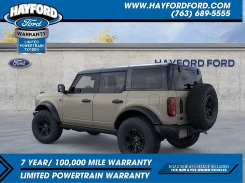 New 2025 Ford Bronco Badlands image 4