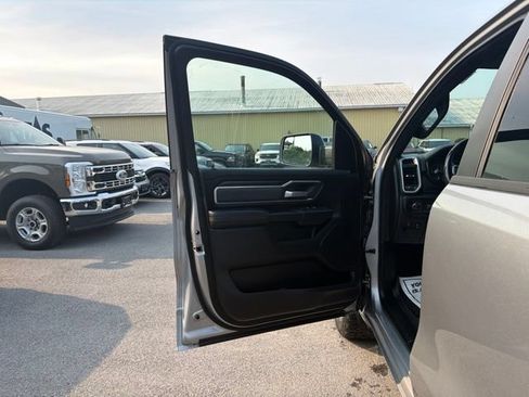Used 2021 RAM 1500 Big Horn AWD/4WD image 19