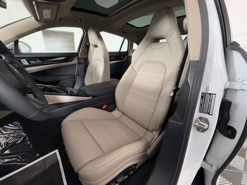 New 2026 Porsche Panamera image 5