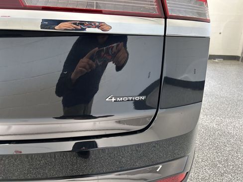 New 2026 Volkswagen Atlas Cross Sport SE AWD/4WD image 5