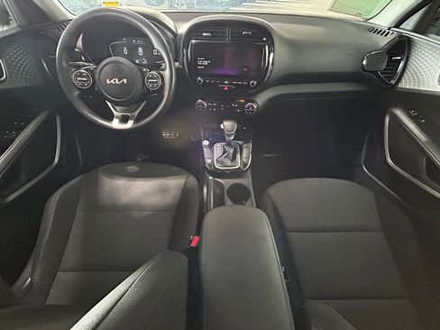 Used 2023 Kia Soul S image 10