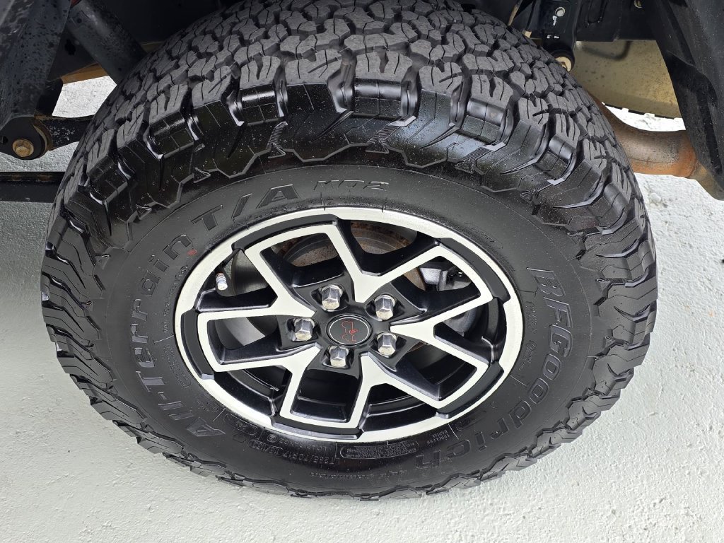 Used 2021 Jeep Gladiator Sport AWD/4WD image 34