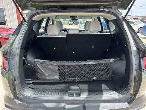 Used 2025 Hyundai Tucson SE FWD image 8