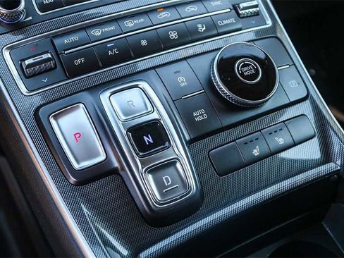 Used 2023 Hyundai Santa Fe SEL image 20