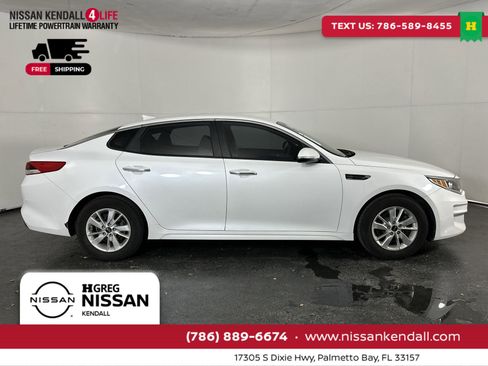 Used 2017 Kia Optima LX image 13