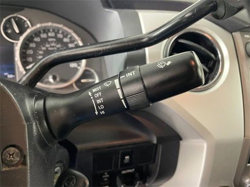 Used 2017 Toyota Tundra SR5 image 15
