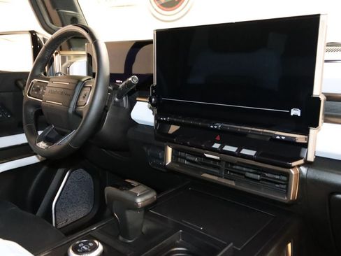 Used 2025 GMC Hummer EV 3X AWD/4WD image 56