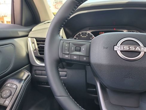 New 2026 Nissan Rogue SV AWD/4WD image 19