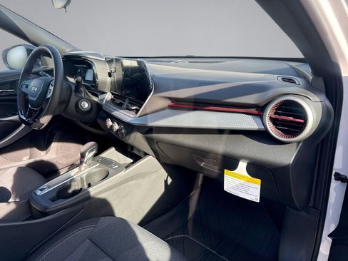 New 2026 Chevrolet Trax RS w/ Driver Confidence Package FWD image 34