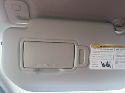 Certified 2023 Nissan Rogue S AWD/4WD image 24