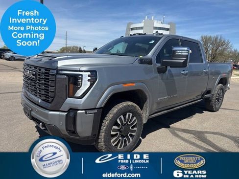 Used 2024 GMC Sierra 2500 Denali Ultimate AWD/4WD image 1