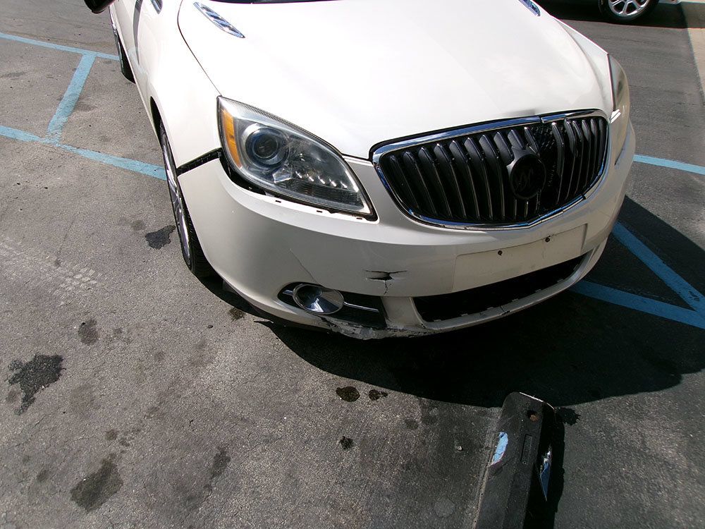 Used 2014 Buick Verano Premium FWD image 2