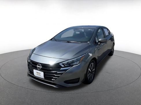 Used 2025 Nissan Versa SV image 7