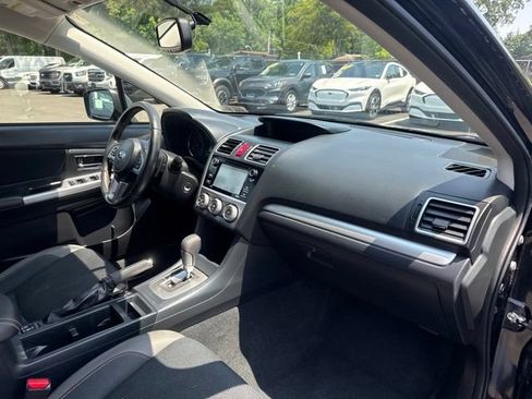 Used 2016 Subaru Crosstrek 2.0i Premium w/ Popular Package #2 AWD/4WD image 9