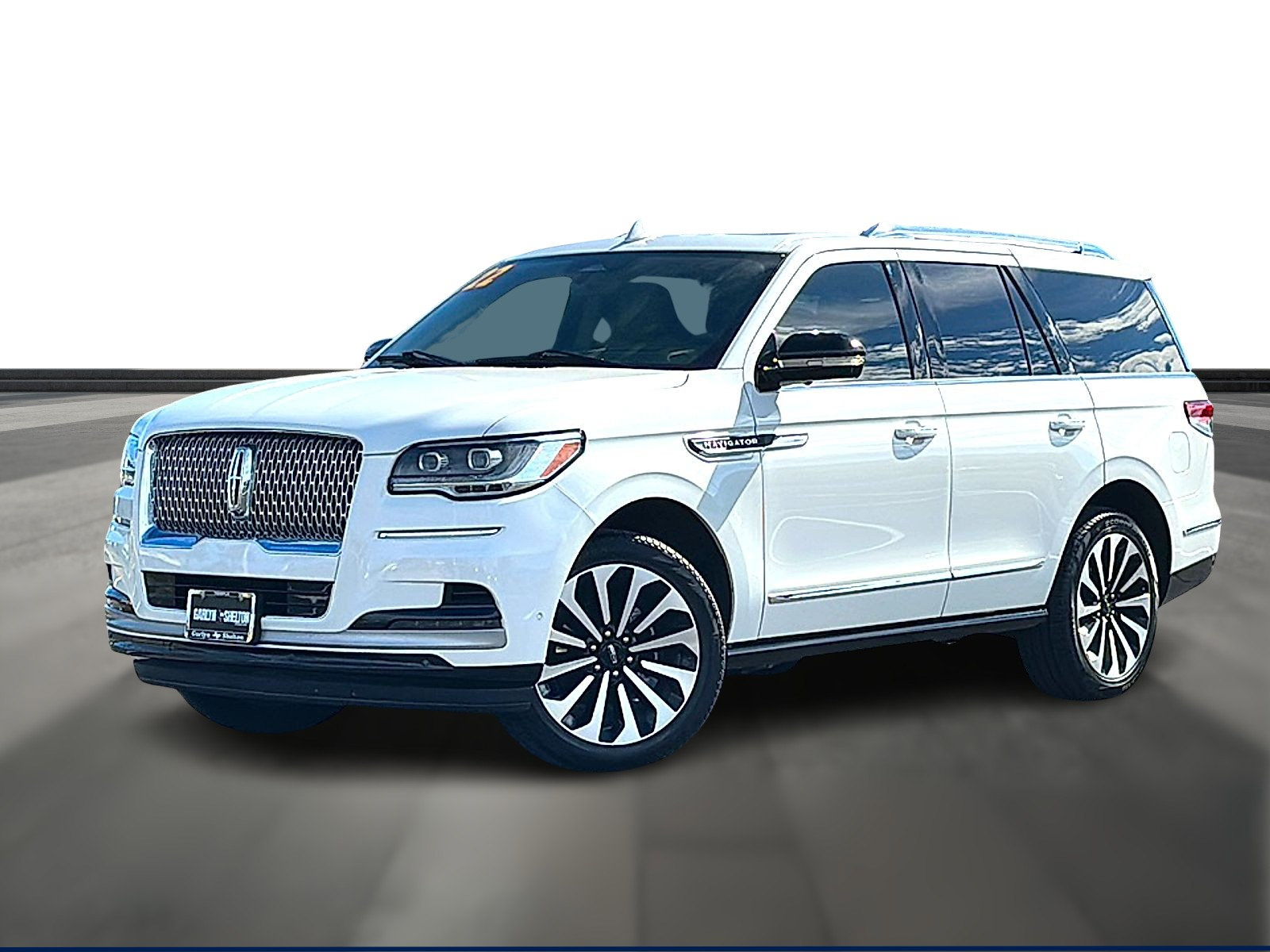 Used 2022 Lincoln Navigator Reserve RWD image 1