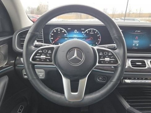 Used 2023 Mercedes-Benz GLS 450 4MATIC image 45