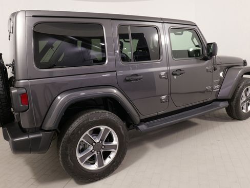 Used 2021 Jeep Wrangler Unlimited Sahara image 10