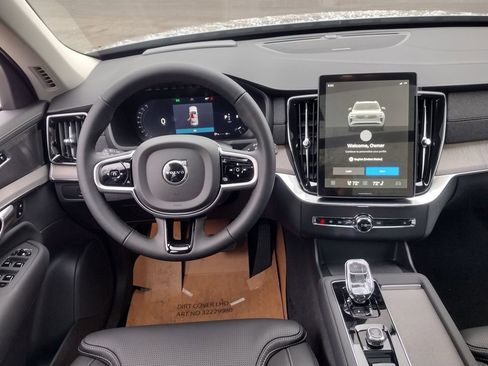 New 2026 Volvo XC90 B6 Ultra w/ Protection Package image 27