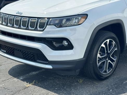 Used 2022 Jeep Compass Limited AWD/4WD image 8