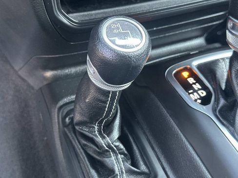 Used 2022 Jeep Wrangler Unlimited Sahara w/ Cold Weather Group AWD/4WD image 24
