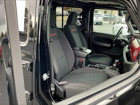 Used 2020 Jeep Gladiator Rubicon image 7