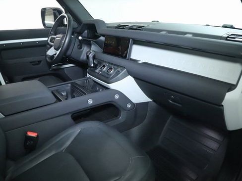 Certified 2023 Land Rover Defender 110 S AWD/4WD image 32