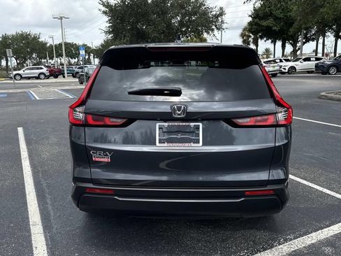 Certified 2026 Honda CR-V EX image 5
