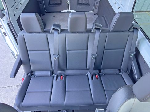 Used 2021 Mercedes-Benz Sprinter 2500 w/ Charging Package, Dashboard image 31