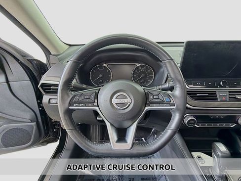 Used 2023 Nissan Altima 2.5 SL FWD image 4