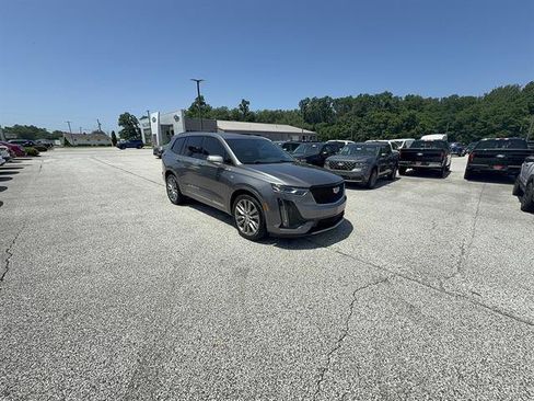 Used 2021 Cadillac XT6 Sport AWD/4WD image 9