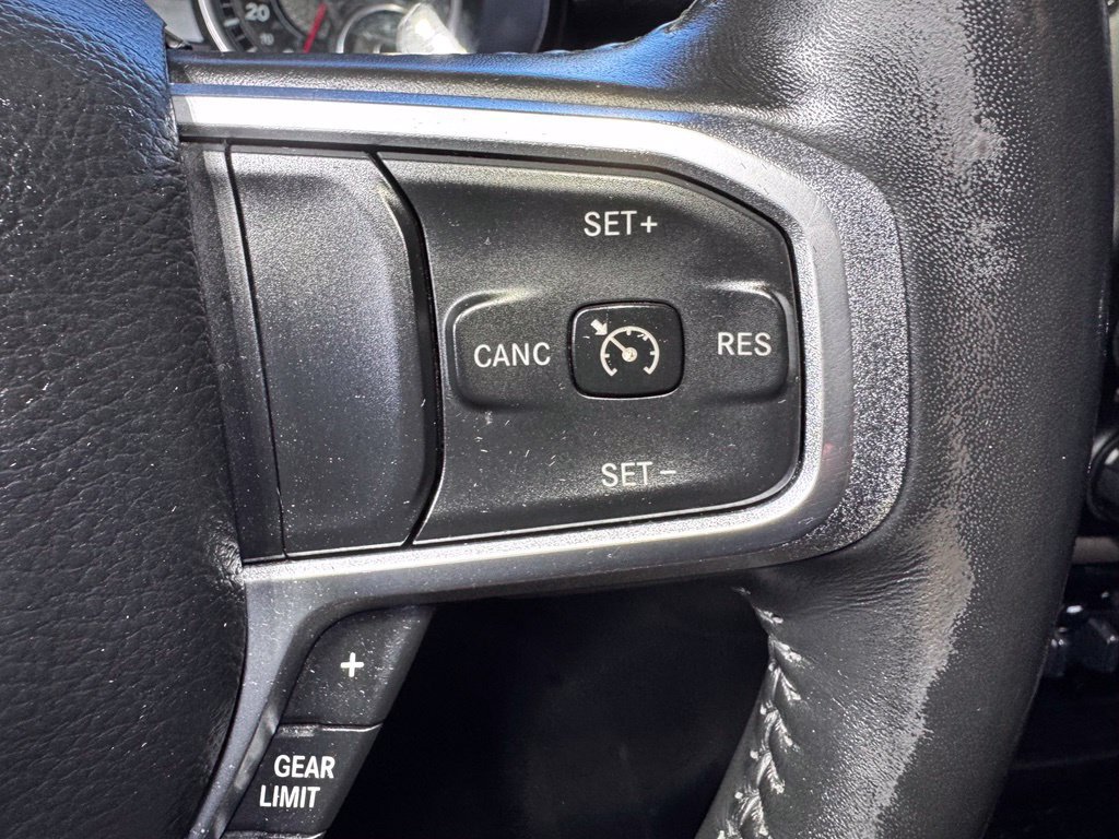 Used 2020 RAM 1500 Laramie AWD/4WD image 26