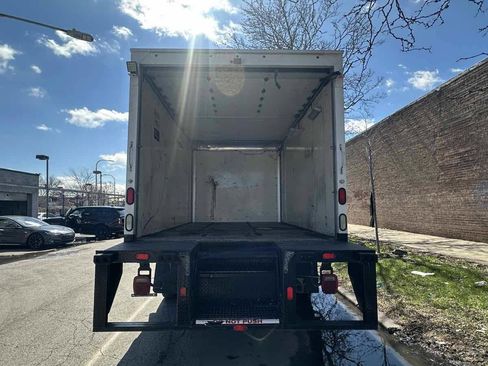 Used 2020 Ford F550 2WD Regular Cab Super Duty image 16