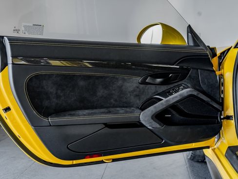 Certified 2018 Porsche 911 GT2 RS image 12