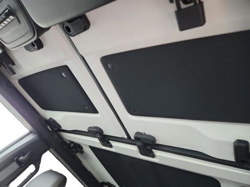 New 2026 Ford Bronco Badlands image 13