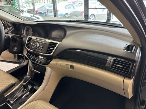 Used 2016 Honda Accord LX image 14