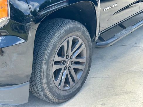 Used 2020 GMC Canyon SLE w/ Elevation Edition RWD image 9