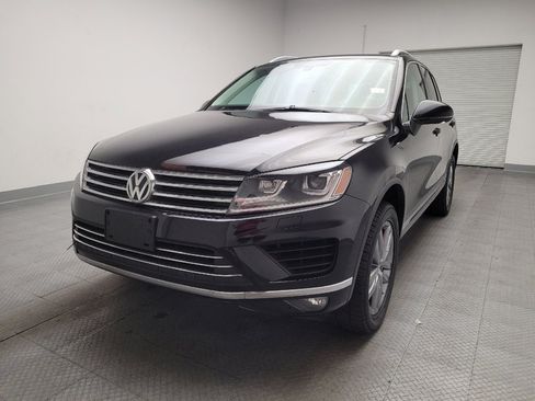 Used 2015 Volkswagen Touareg Lux AWD/4WD image 15