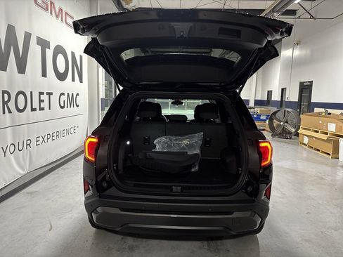 New 2026 GMC Terrain Elevation w/ LPO, Floor Liner Package image 33