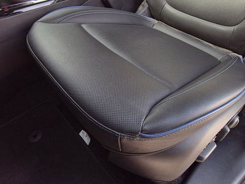 Used 2025 Buick Encore GX Sport Touring w/ Comfort Package image 21