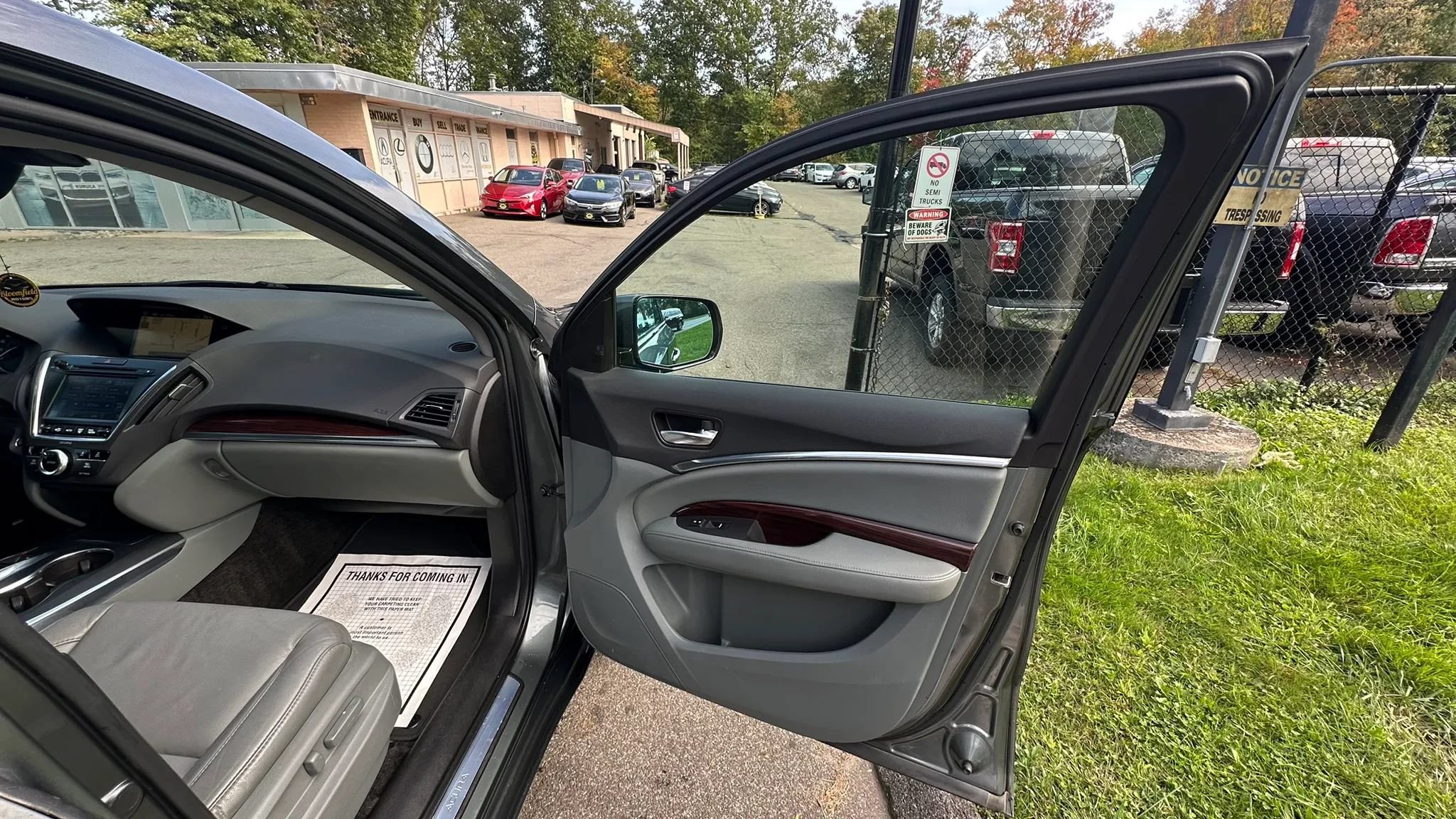 Used 2016 Acura MDX w/ Technology Package AWD/4WD image 45