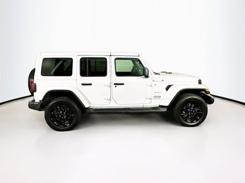 Used 2024 Jeep Wrangler Unlimited Sahara image 6