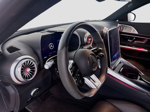 Used 2022 Mercedes-Benz SL 55 AMG AMG SL 55 image 23