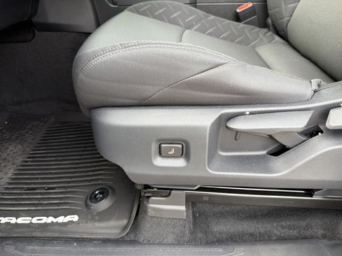 New 2026 Toyota Tacoma SR5 AWD/4WD image 20