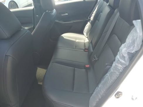 New 2026 Nissan Sentra SR w/ SR Premium Package FWD image 17