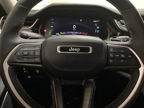Used 2024 Jeep Grand Cherokee Limited 4xe AWD/4WD image 13