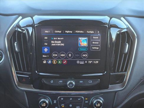 Used 2023 Chevrolet Traverse RS image 12