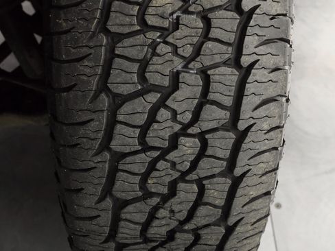 Used 2019 Ford F150 XLT w/ Equipment Group 302A Luxury image 17