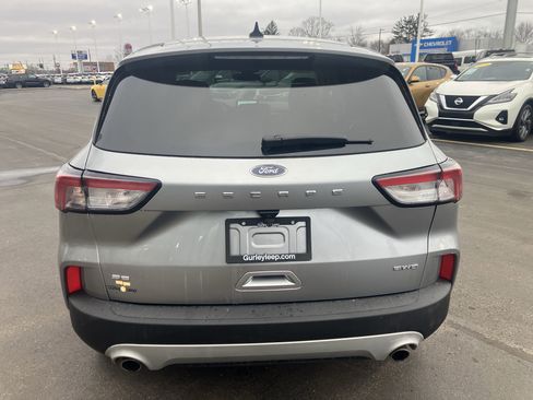 Used 2021 Ford Escape SE w/ Convenience Package image 6