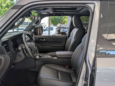 Certified 2025 Lexus GX 550 w/ Accessory Package (2T) AWD/4WD image 18
